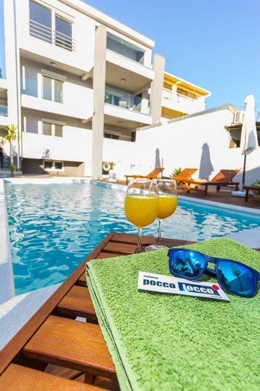 Apartmani Pocco Locco Biograd Na Moru Zewnętrze zdjęcie